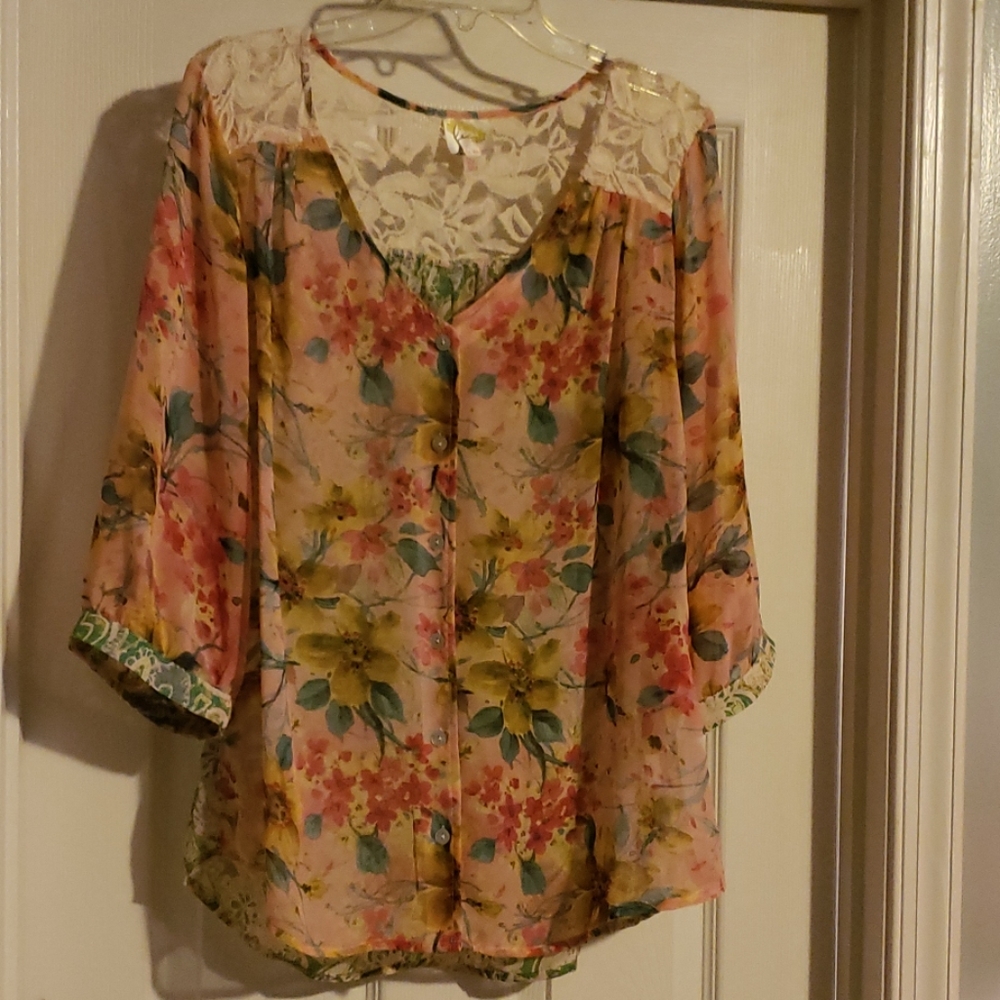 Anthropologie 2x Fig and Flowers blouse